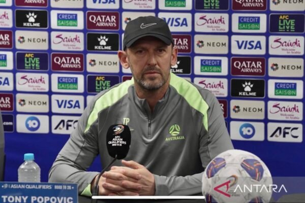 Tony Popovic: Timnya Harus Tampil Sabar Saat Hadapi Indonesia