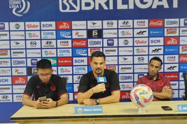 Persija Tak Temukan 'Ritme' Permainan yang Jelas di Babak Pertama, Kata Pena