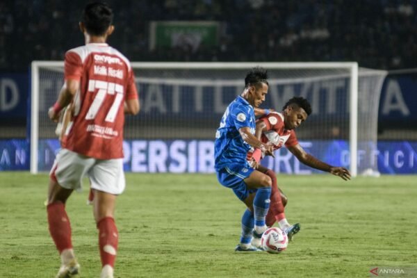 Henhen: Persib Bandung Bertekad Akhiri Liga 1 dengan Kemenangan