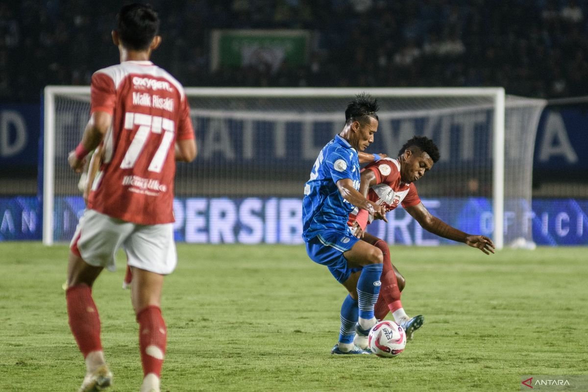 Henhen: Persib Bandung Bertekad Akhiri Liga 1 dengan Kemenangan